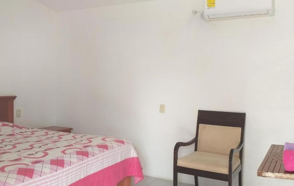 טקולוטלה Hotel Mariam מראה חיצוני תמונה