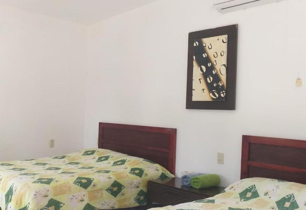 טקולוטלה Hotel Mariam מראה חיצוני תמונה